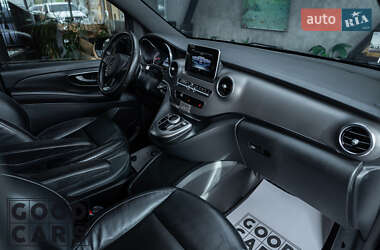 Минивэн Mercedes-Benz V-Class 2016 в 