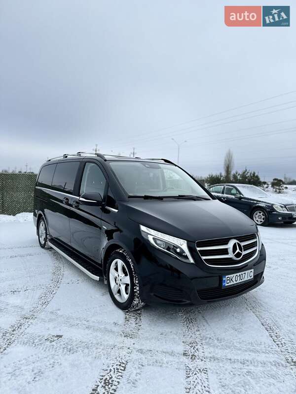 Минивэн Mercedes-Benz V-Class 2015 в Вараше фото 11 Минивэн Mercedes-Benz V-Class 2015 в Вараше
