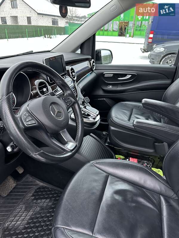 Минивэн Mercedes-Benz V-Class 2015 в Вараше фото 42 Минивэн Mercedes-Benz V-Class 2015 в Вараше