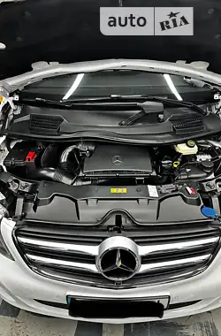 Mercedes-Benz V-Class 2015