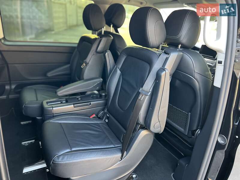 Минивэн Mercedes-Benz V-Class 2019 в Киеве