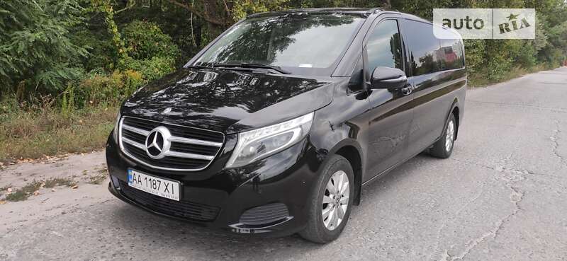 Минивэн Mercedes-Benz V-Class 2016 в Киеве