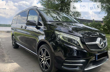 Минивэн Mercedes-Benz V-Class 2021 в Киеве