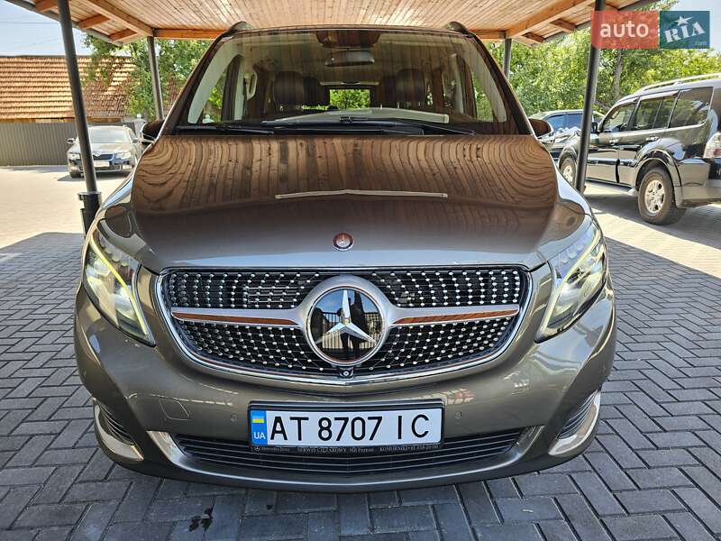Минивэн Mercedes-Benz V-Class 2015 в Коломые