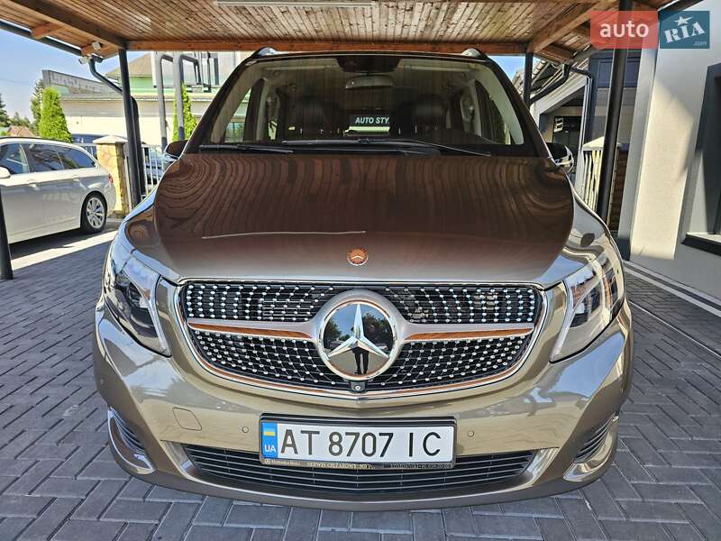 Минивэн Mercedes-Benz V-Class 2015 в Коломые
