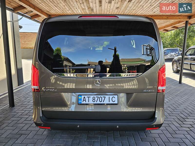 Минивэн Mercedes-Benz V-Class 2015 в Коломые