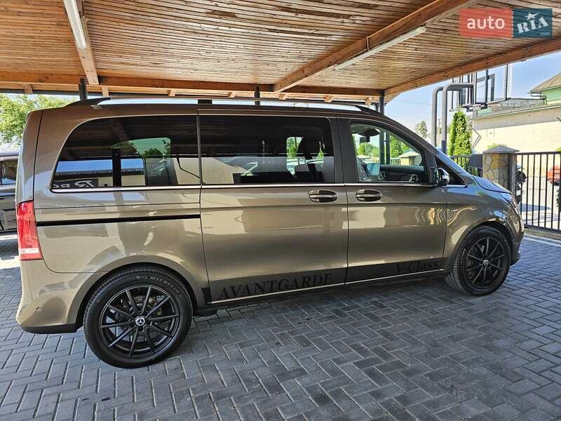 Минивэн Mercedes-Benz V-Class 2015 в Коломые