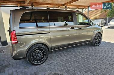 Минивэн Mercedes-Benz V-Class 2015 в 