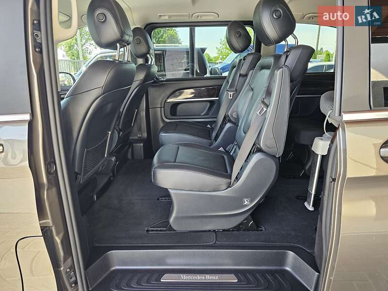 Минивэн Mercedes-Benz V-Class 2015 в Коломые