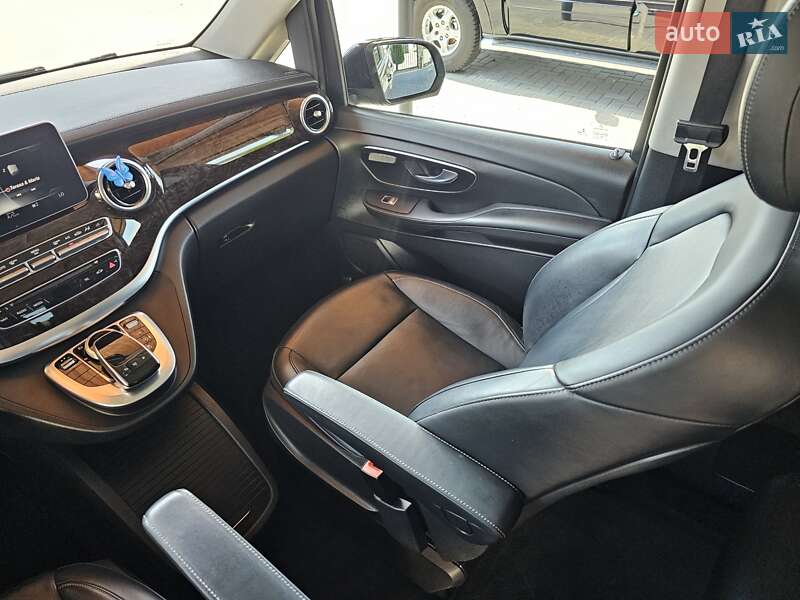 Минивэн Mercedes-Benz V-Class 2015 в Коломые