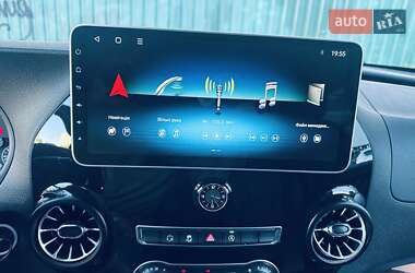 Минивэн Mercedes-Benz V-Class 2019 в 