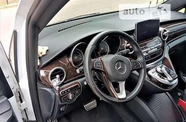 Минивэн Mercedes-Benz V-Class 2015 в 