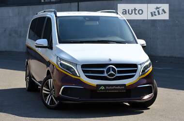 Минивэн Mercedes-Benz V-Class 2021 в Киеве