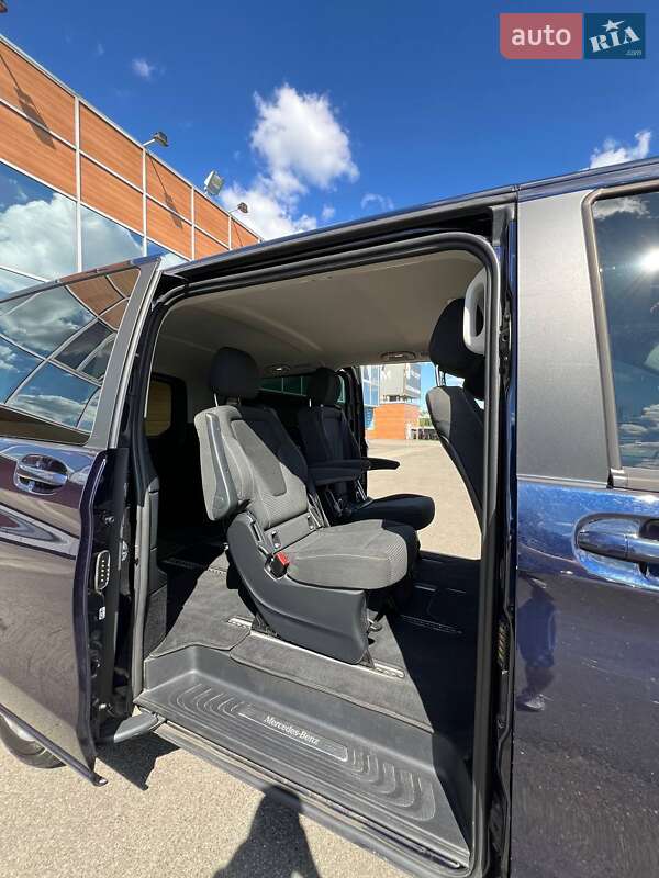 Минивэн Mercedes-Benz V-Class 2021 в Киеве