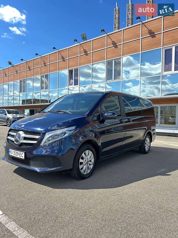 Минивэн Mercedes-Benz V-Class 2021 в Киеве