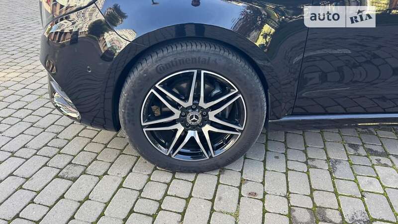 Мінівен Mercedes-Benz V-Class 2023 в Івано-Франківську