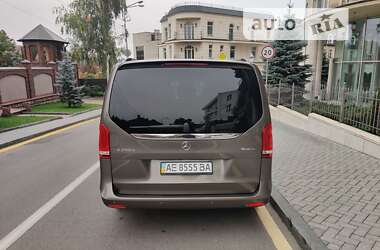 Минивэн Mercedes-Benz V-Class 2017 в 