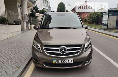 Минивэн Mercedes-Benz V-Class 2017 в 
