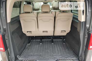 Минивэн Mercedes-Benz V-Class 2017 в 