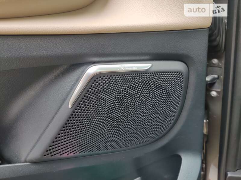 Минивэн Mercedes-Benz V-Class 2017 в Киеве