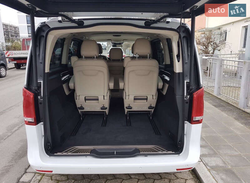 Минивэн Mercedes-Benz V-Class 2016 в Киеве