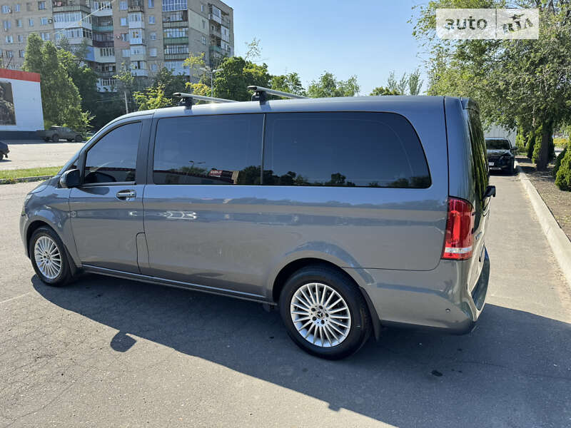Минивэн Mercedes-Benz V-Class 2018 в Ирпене