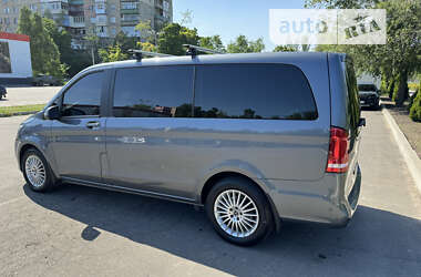 Минивэн Mercedes-Benz V-Class 2018 в 
