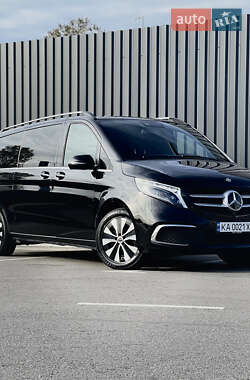 Мінівен Mercedes-Benz V-Class 2020 в Києві