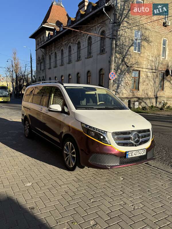 Мінівен Mercedes-Benz V-Class 2023 в Чернівцях