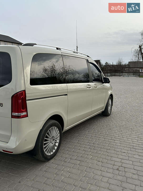 Минивэн Mercedes-Benz V-Class 2016 в Ильинцах