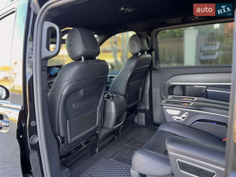 Минивэн Mercedes-Benz V-Class 2022 в Одессе