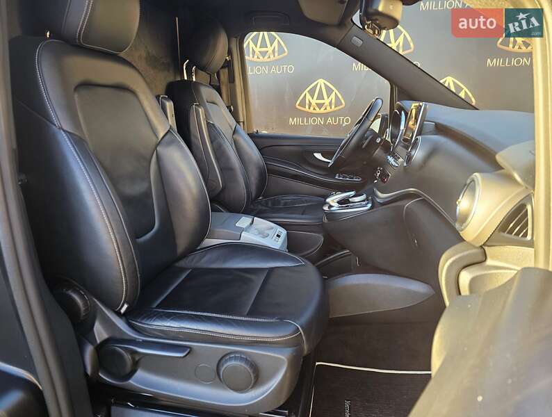 Мінівен Mercedes-Benz V-Class 2016 в Києві