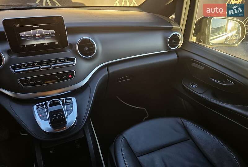 Мінівен Mercedes-Benz V-Class 2016 в Києві