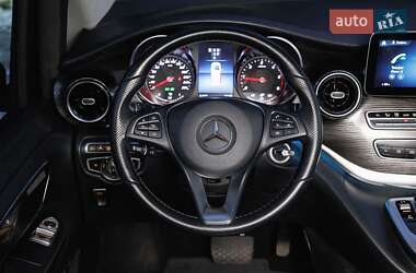 Мінівен Mercedes-Benz V-Class 2021 в 