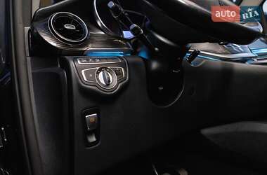 Мінівен Mercedes-Benz V-Class 2021 в 