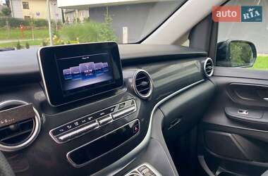 Минивэн Mercedes-Benz V-Class 2017 в 