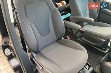 Минивэн Mercedes-Benz V-Class 2017 в 