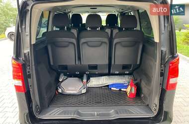 Минивэн Mercedes-Benz V-Class 2017 в 