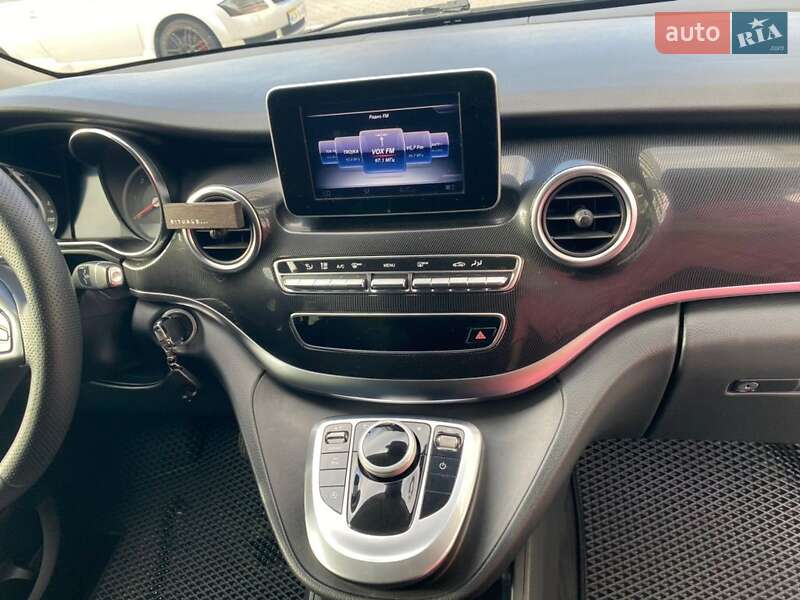Мінівен Mercedes-Benz V-Class 2017 в Івано-Франківську