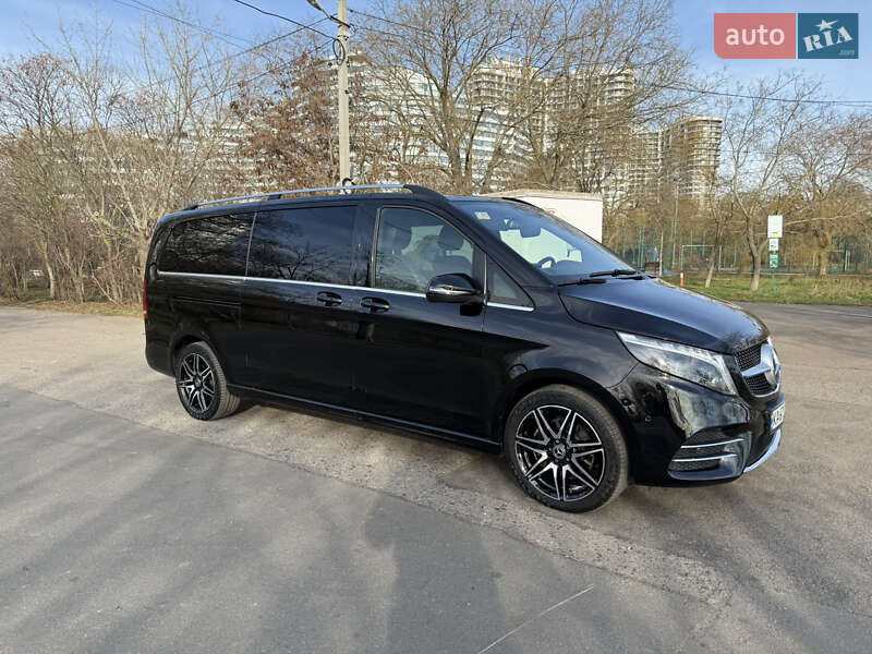 Мінівен Mercedes-Benz V-Class 2023 в Одесі