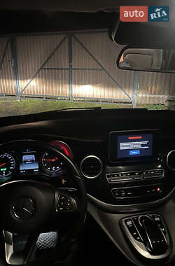 Минивэн Mercedes-Benz V-Class 2016 в 