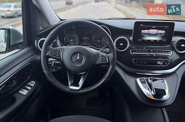 Минивэн Mercedes-Benz V-Class 2016 в 