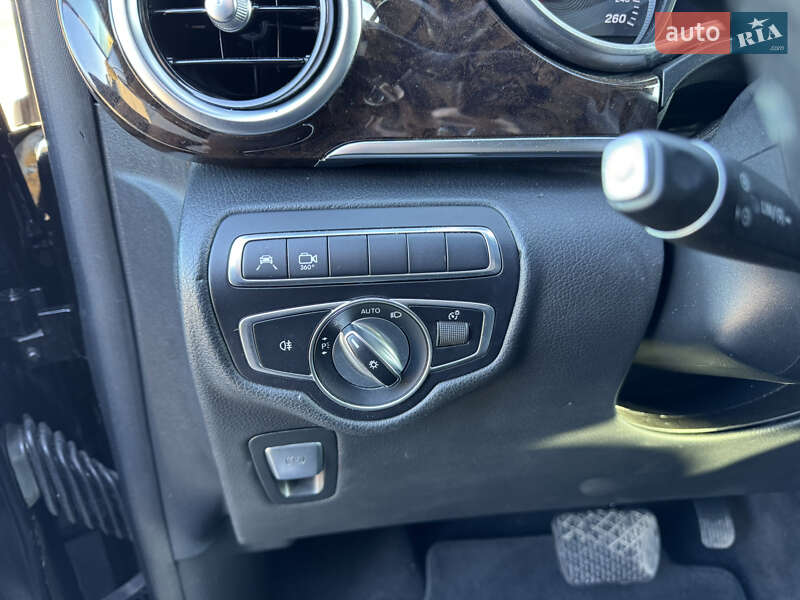 Минивэн Mercedes-Benz V-Class 2019 в Виноградове