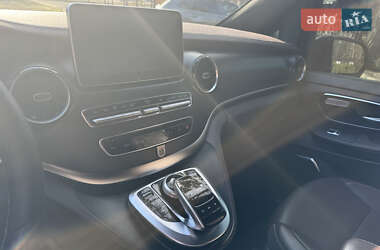 Минивэн Mercedes-Benz V-Class 2018 в 