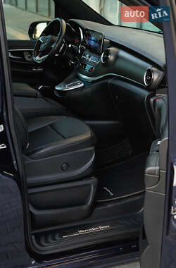 Минивэн Mercedes-Benz V-Class 2020 в 