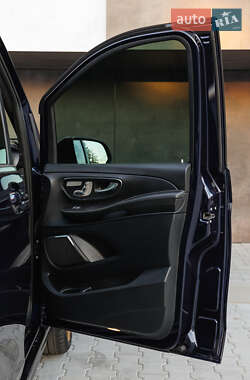 Минивэн Mercedes-Benz V-Class 2020 в 