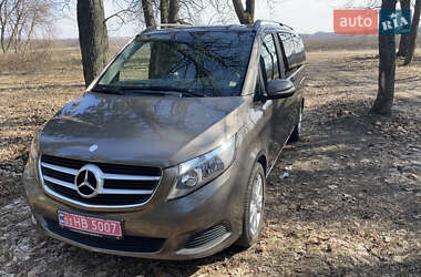 Минивэн Mercedes-Benz V-Class 2016 в 