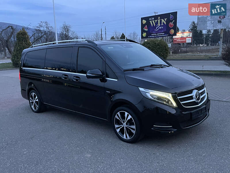 Минивэн Mercedes-Benz V-Class 2016 в Виноградове