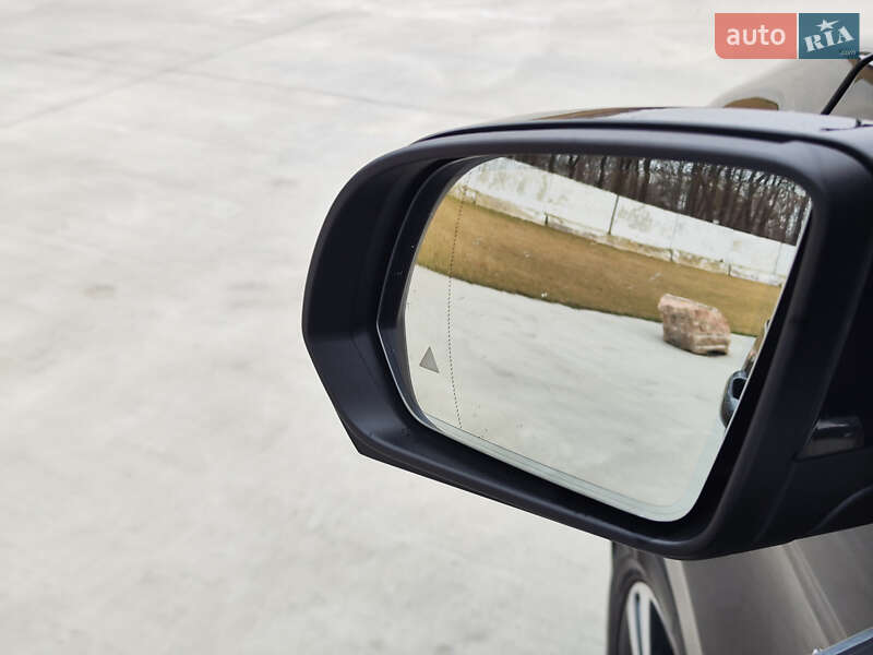 Минивэн Mercedes-Benz V-Class 2014 в Луцке фото 35 Минивэн Mercedes-Benz V-Class 2014 в Луцке