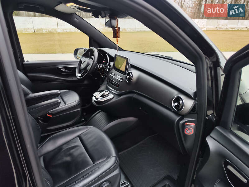 Минивэн Mercedes-Benz V-Class 2014 в Луцке фото 62 Минивэн Mercedes-Benz V-Class 2014 в Луцке